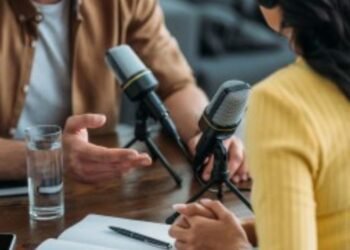 Best Lawyer Podcasts For Career Growth In Law