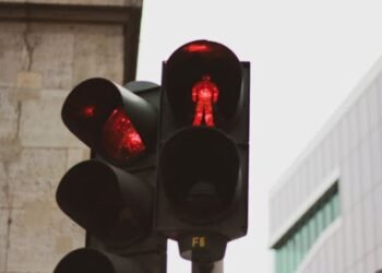 How to Beat a Red Light Camera Ticket