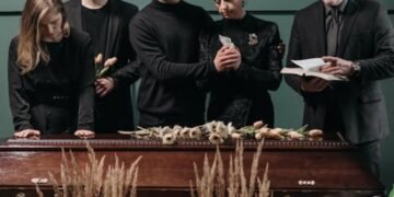 How to Pay for a Funeral With No MoneyPractical Help
