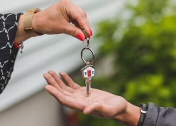 What Is a Subordinate Lien