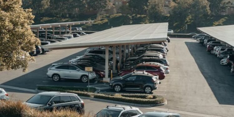 Whitehead Street Private Parking Lot