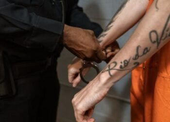 Difference Between Parole and Probation