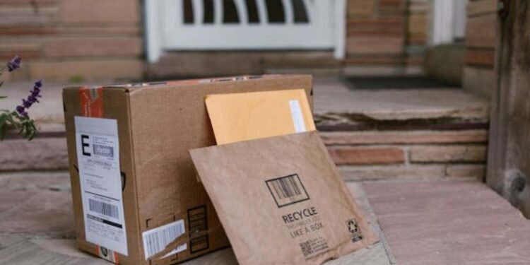 Poopsenders What It Is, How It Works & Is It Worth It