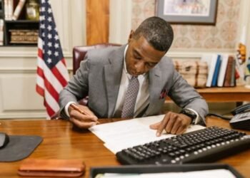 Alon Cohen Lawyer Identity, Skills & Trust Guide