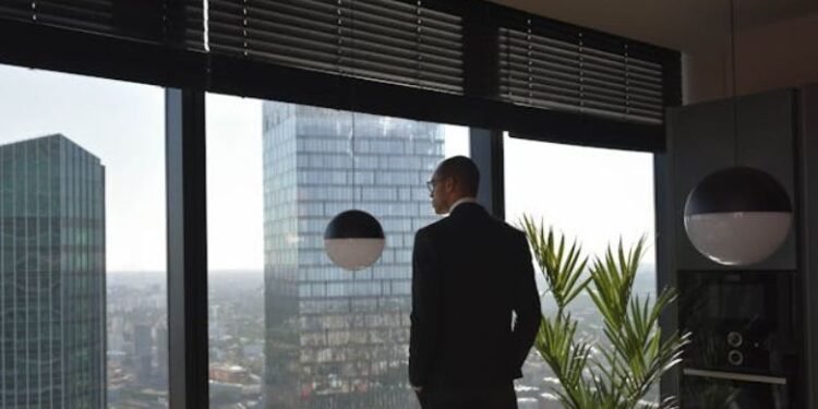 Big Law Salary Scale Pay, Growth & Career Reality Guide