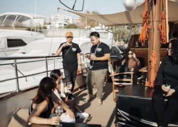 Birthday Yacht Rental Ultimate Celebration Guide