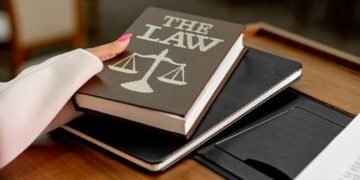 Gifts for LawyersThoughtful, Practical & Unique Guide101