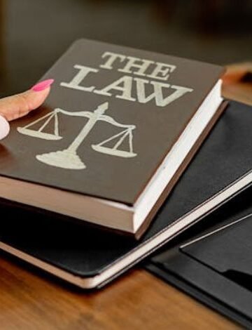 Gifts for LawyersThoughtful, Practical & Unique Guide101