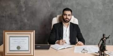 Lawyer Wage Per Hour